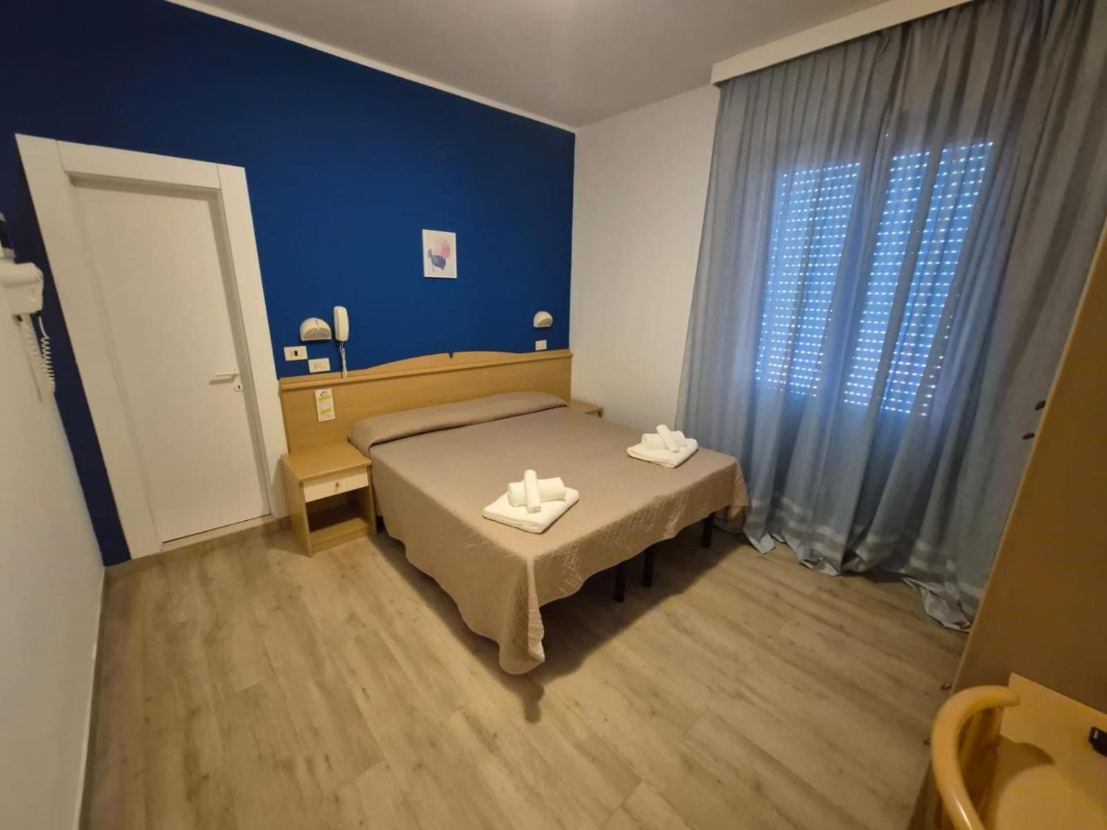 Hotel Rex 2*